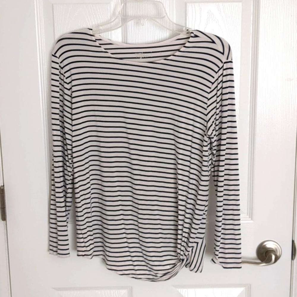 Rumi & Ryder Black & White Striped Long Sleeve Knot Top - XL